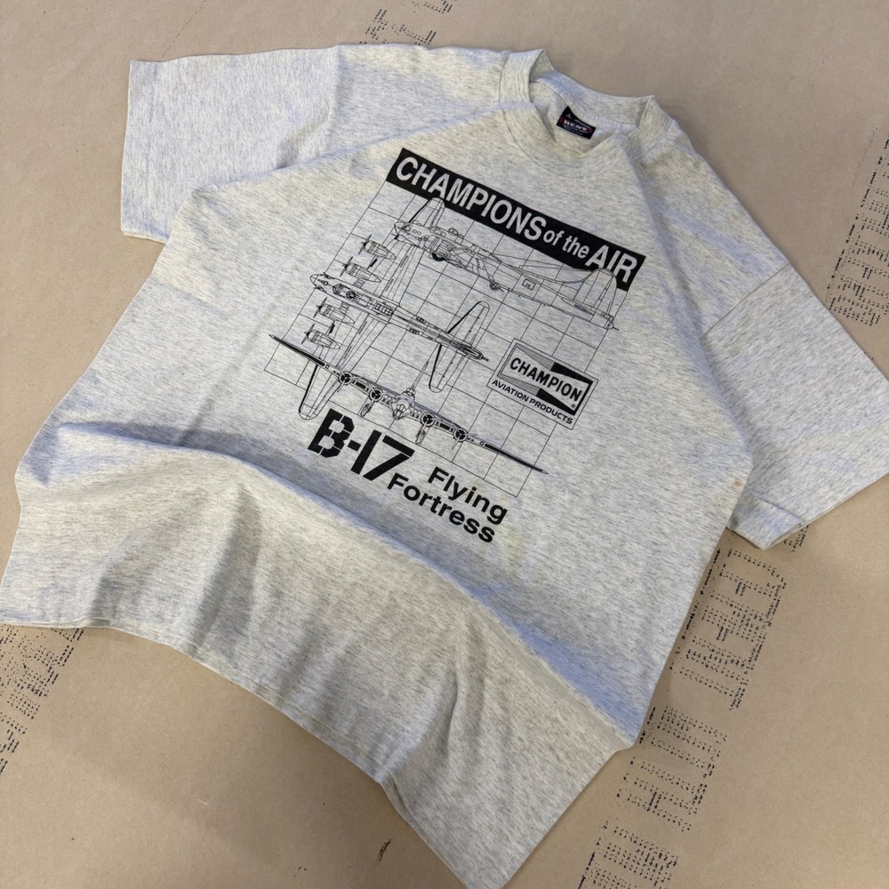 Vintage 90s B-17 Flying Fortress T-shirt